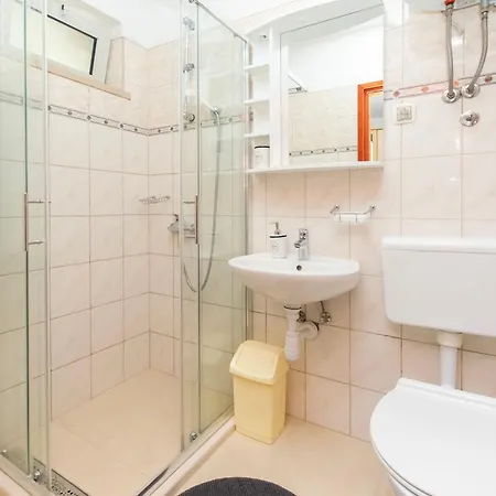 公寓 Ivan 鲁巴达